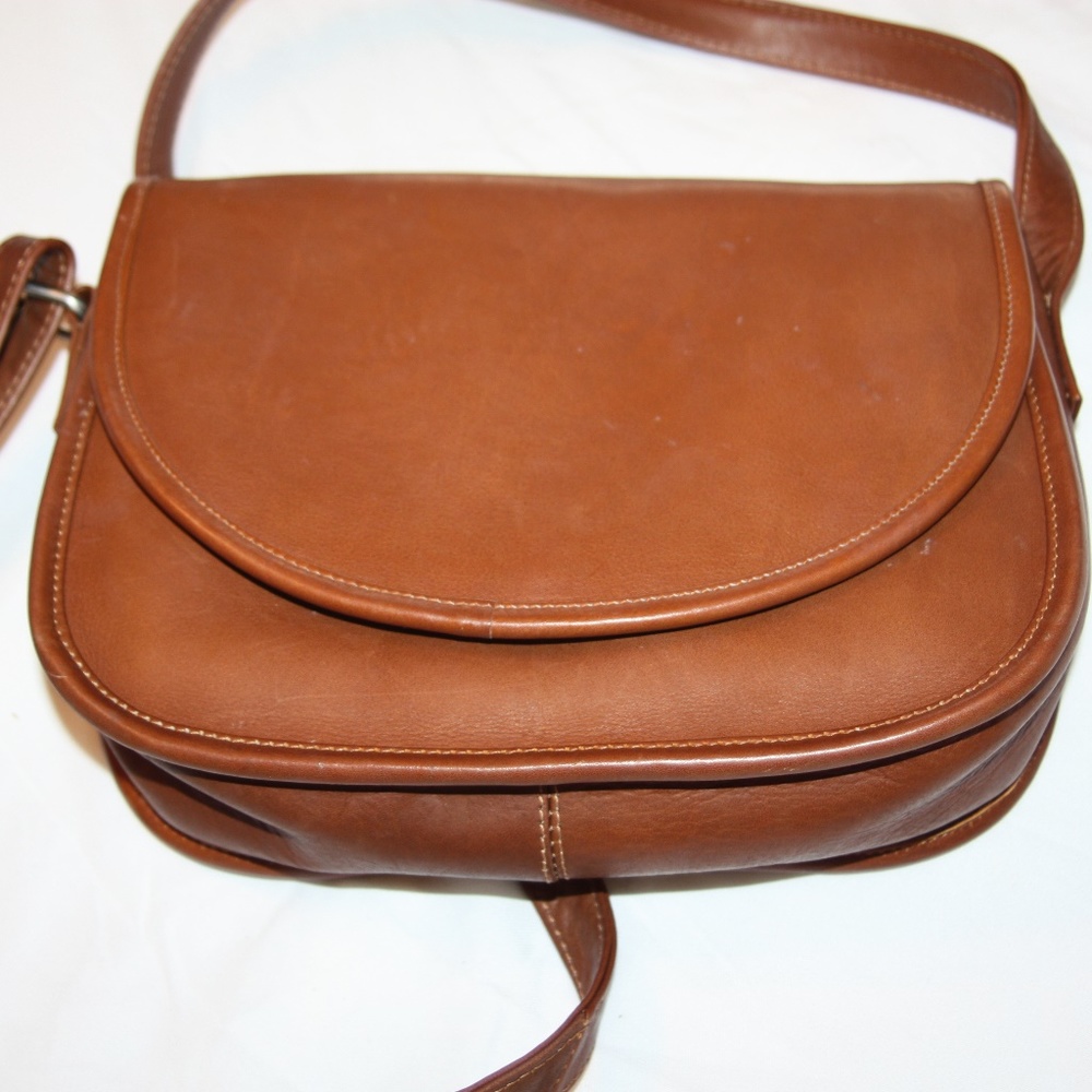 CLAIRE CHASE CLASSIC WESTSIDE CROSSBODY-SADDLE